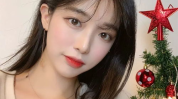 抖音网红美女吃瓜图片,抖音网红美女的吃瓜瞬间，美艳绝伦引网友热议！”